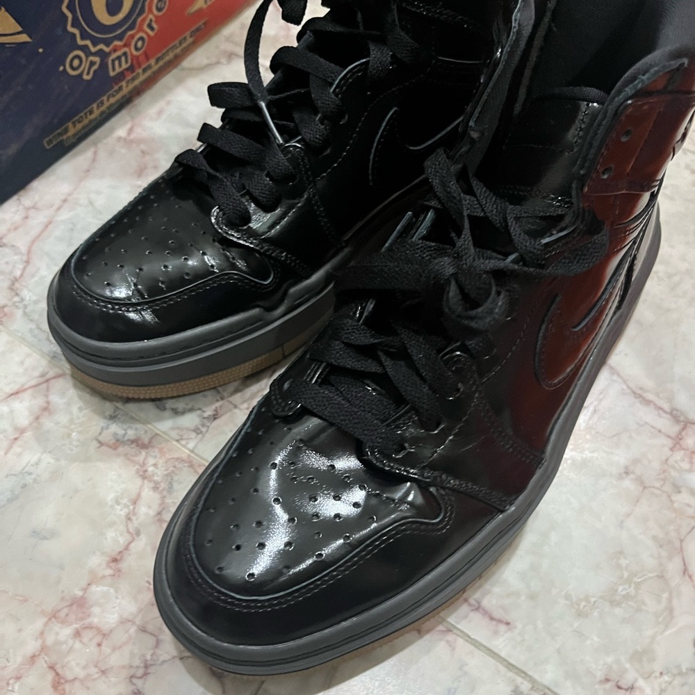 Nike Jordan 1 elevate high SE  fb9894-001 black gum